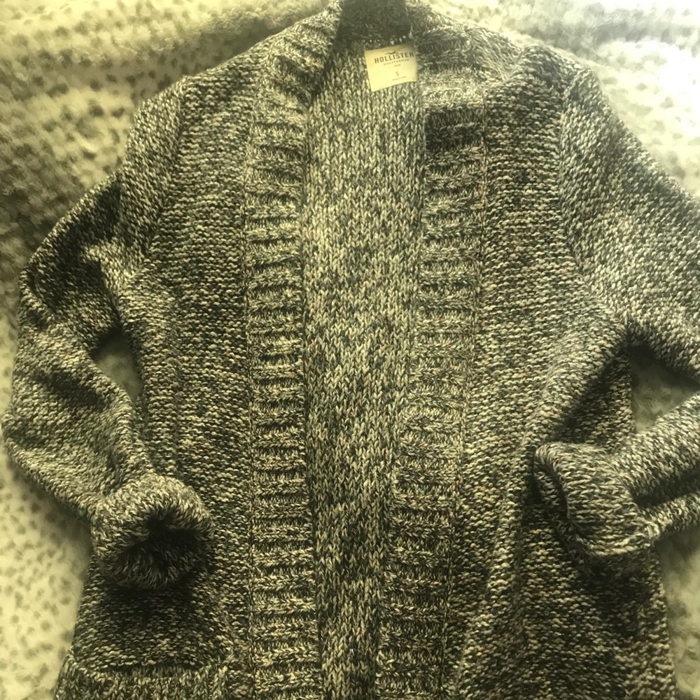 Hollister Cardigan